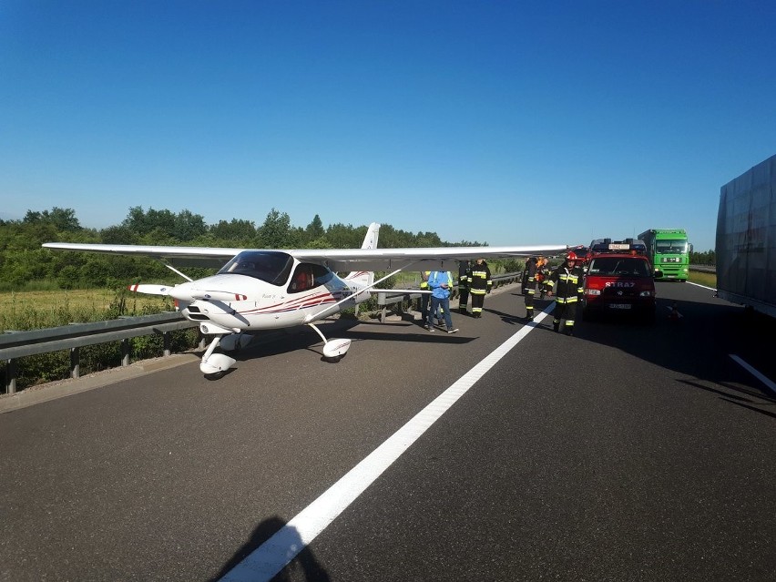 Do zdarzenia doszło tuż po godz 7 rano na pasie autostrady...