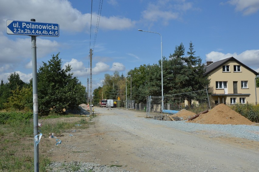 Trwa budowa kanalizacji na Polanowicach
