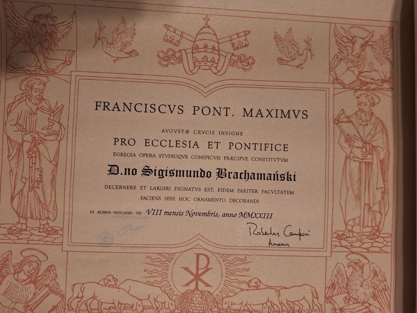 "Pro Ecclesia et Pontifice" dla śląskiego rzeźbiarza
