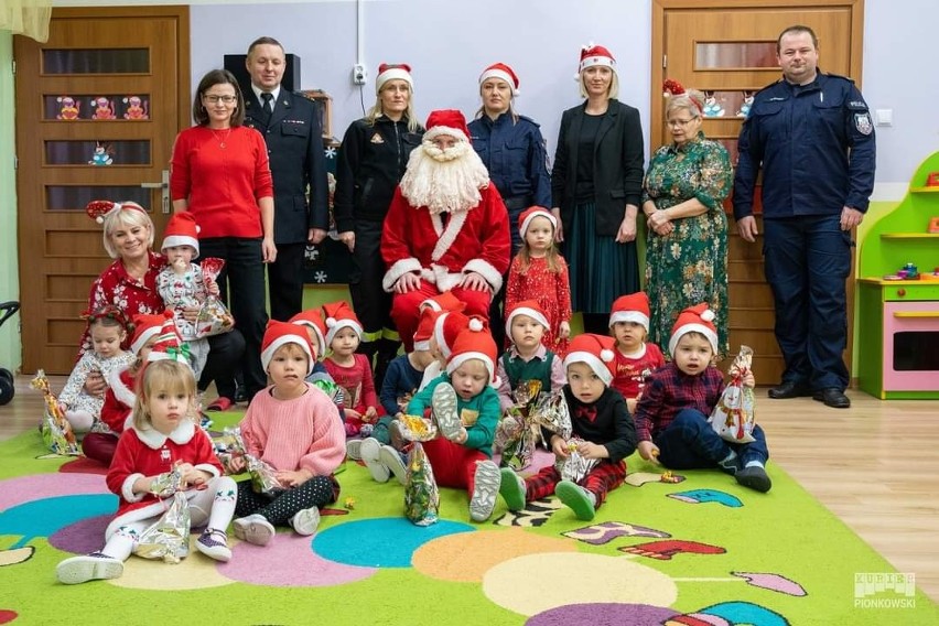 Do Pionek przybył Święty Mikołaj