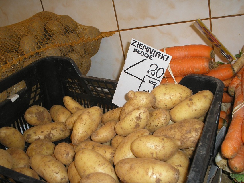 Ziemniaki cypryjskie czy krajowe, młode czy stare? Przetestowaliśmy kartofle dostępne na łódzkich targowiskach