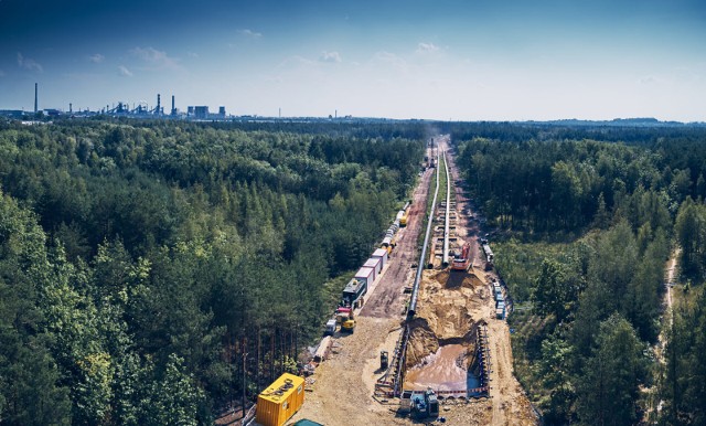 W Dąbrowie Górniczej powstaje część gazociągu Tworzeń - Tworóg oraz Tworzeń - Podgórska Wola.Zobacz kolejne zdjęcia/plansze. Przesuwaj zdjęcia w prawo - naciśnij strzałkę lub przycisk NASTĘPNE