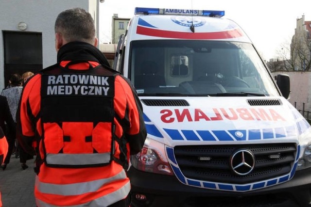 Pijana kobieta zaatakowała ratowników medycznych na os. Zwycięstwa w Poznaniu