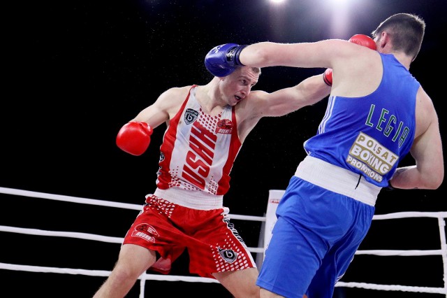 Finał kat. 86 kg: Tomasz Niedźwiecki (czerwony) kontra Jakub Straszewski (niebieski)