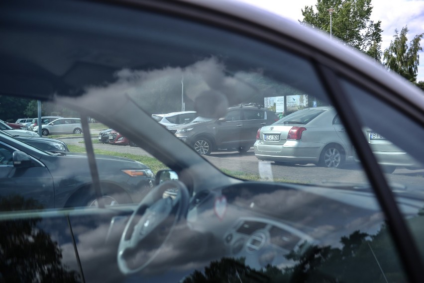 Parking w Gdańsku Brzeźnie przy ul. Czarny Dwór.