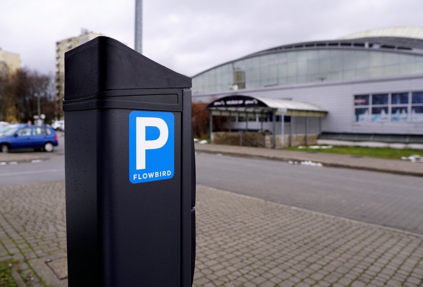 Ruszł nowy system płatnego parkowania obok Hali Globus. "Ceny są horrendalne"