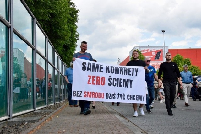 Wszystko wskazuje na to, że protest okazał się być skuteczny. OSM podłączył się do miejskiej kanalizacji, aby zniwelować smród, który uprzykrzał życie mieszkańcom osiedla