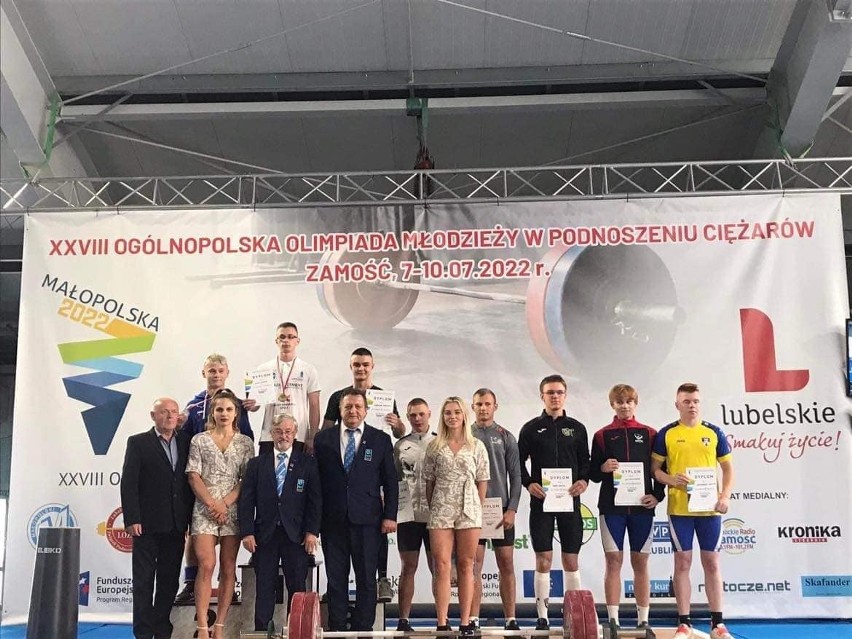 Nina Poniatowska zdobyła złoto podczas Ogólnopolskiej Olimpiady Młodzieży w Podnoszeniu Ciężarów w Zamościu. 8-10.07.2022. Jak poszło innym?