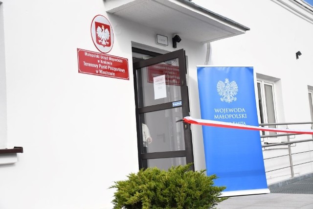 W Miechowie został otwarty punkt paszportowy