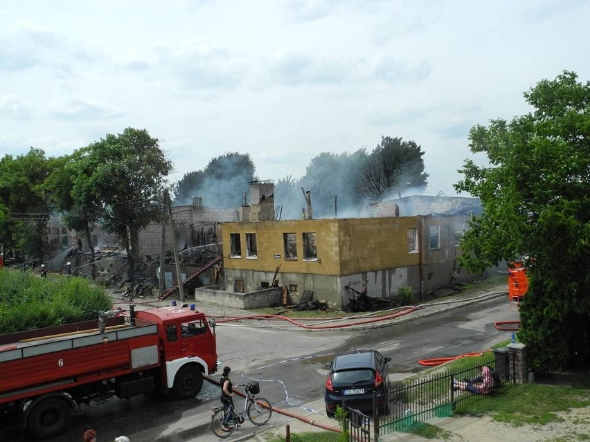 Pożar budynku socjalnego w pyrzycach...