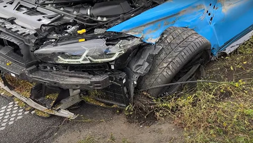 Znany youtuber roztrzaskał luksusowe BMW na autostradzie A4 pod Wrocławiem [FILM, ZDJĘCIA]