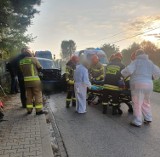 Wypadek w Modlnicy. Zderzenie czołowe dwóch pojazdów i dwie osoby poszkodowane