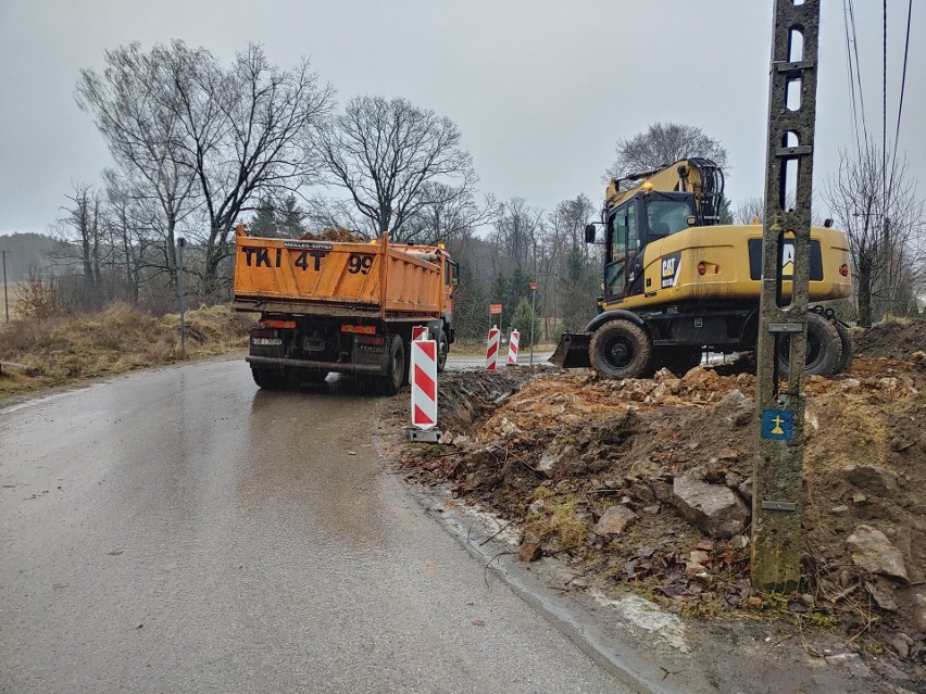 W Marzyszu Pierwszym, w gminie Daleszyce rozpoczęła się przebudowa drogi gminnej. Będzie bezpieczniej