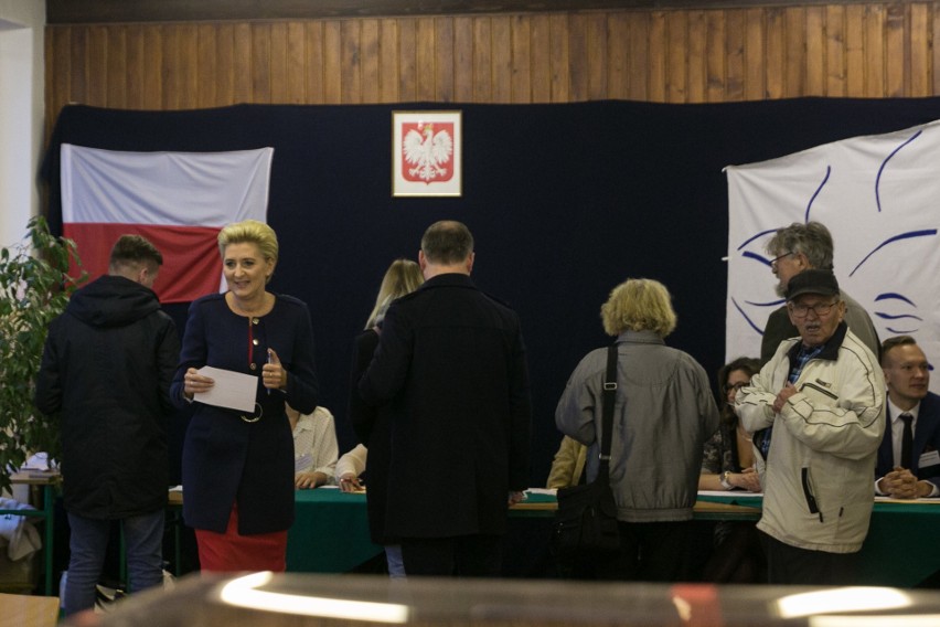 Wybory samorządowe 2018 - druga tura. Prezydent Andrzej Duda...