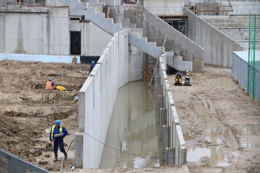 Stadion ŁKS. Jest szansa, że powstnie wcześniej. Ruszyły prace przy czwartej trybunie [ZDJĘCIA]