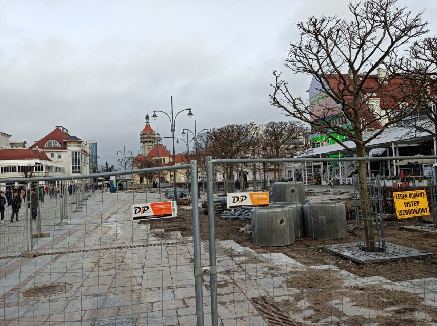 Remont Placu Przyjaciół Sopotu. Tak przebiega rewitalizacja....