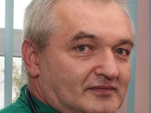 Kazimierz Antonowicz jest znanym lekarzem i jednocześnie społecznikiem