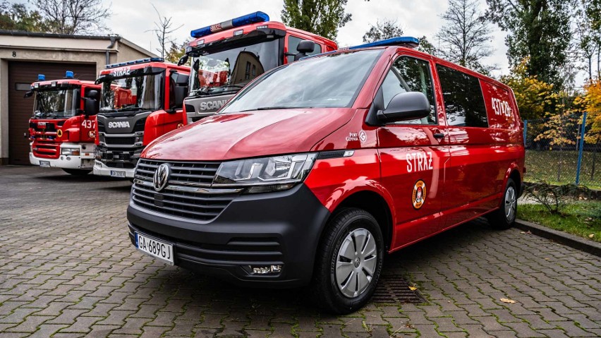 Nowy pojazd kwatermistrzowski na 90-lecie Portowej Straży Pożarnej w Gdyni