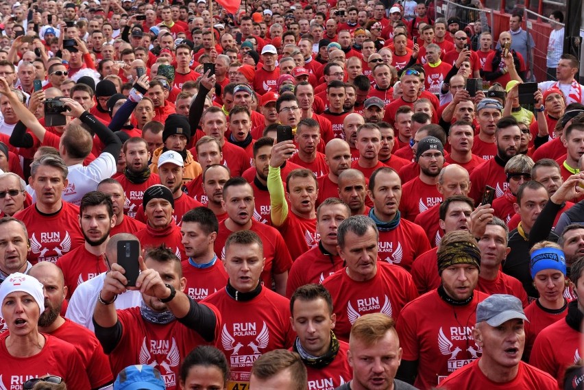 Bieg Niepodległości to największe coroczne święto biegaczy w...