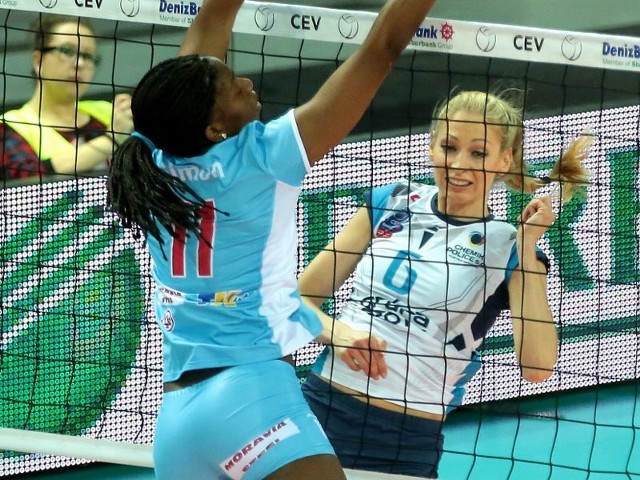 Chemik Police -  Agel Prostejov 2:3Niespodzianka w Azoty Arenie. Chemik Police przegrał 2:3 z Agel Prostejov w 5. kolejce Ligi Mistrzyń. Mimo to wywalczył awans.