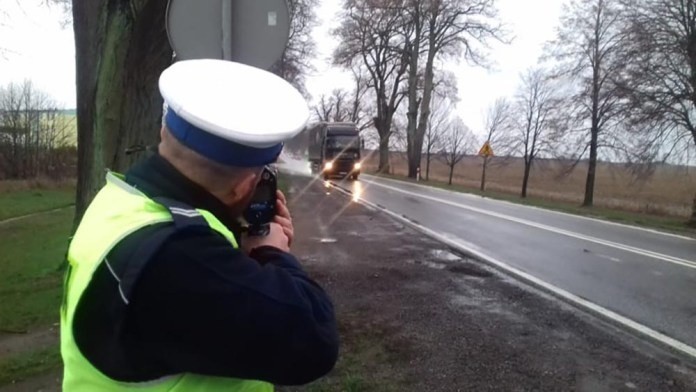 Duża akcja gorzowskiej drogówki. Cel: wyeliminowanie piratów drogowych. Chwila moment i wpadło dziewięciu kierowców [ZDJĘCIA]