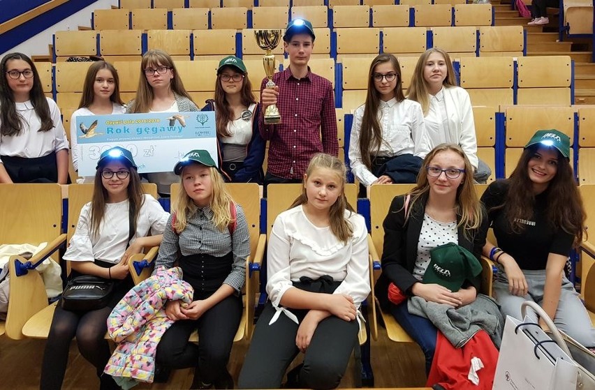 Uczniowie z Antolki najlepsi w Polsce! Pomogli myśliwi