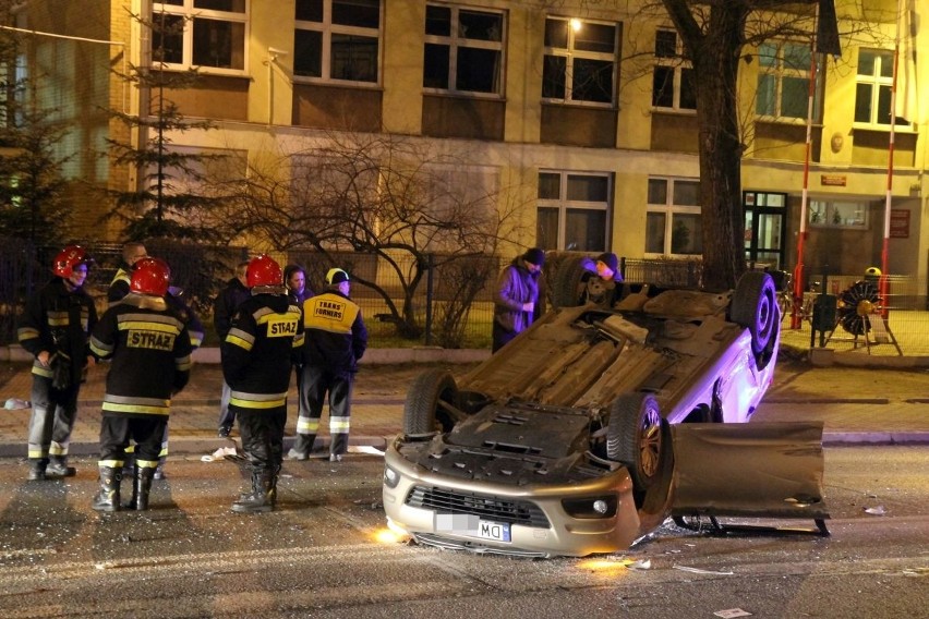 Wypadek na ul. Borowskiej przy skrzyżowaniu z Wieczystą....