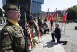 Przed Pomnikiem Powstańców Śląskich w Katowicach odbyły się uroczystości z okazji Narodowego Dnia Powstań Śląskich 