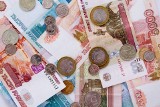 Rubel spada do najniższego poziomu w historii. Reaguje Bank Centralny Rosji