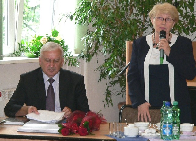 Obecność wojewody... pomogła. Waldemar Sikora, burmistrz Buska-Zdroju, otrzymał na czwartkowej sesji absolutorium.