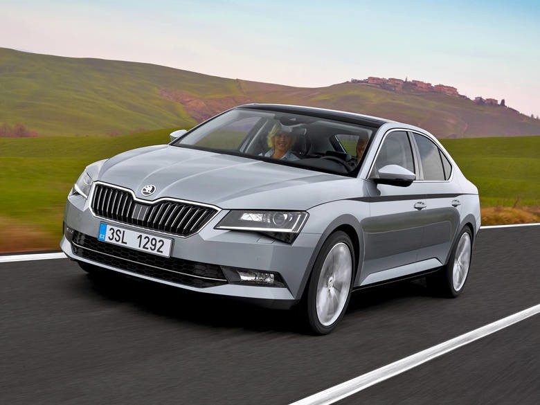 15. SKODA SUPERB...