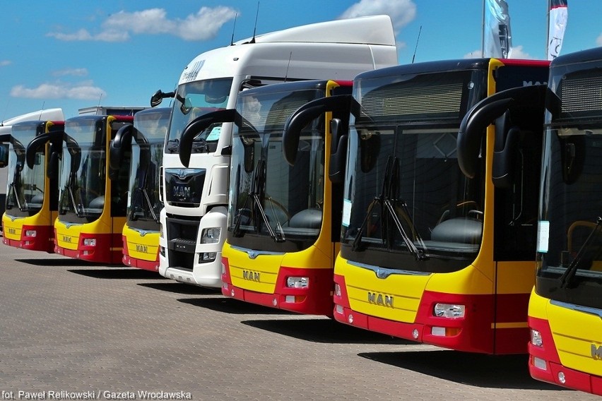 Tak wyglądają nowe autobusy MAN dla Wrocławia. Zobacz je od środka (FILM, ZDJĘCIA)