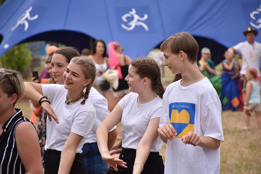 Nie zabrakło także foodtracków z hamburgerami, lodami,...