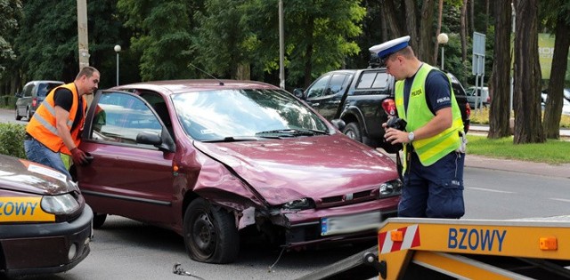 Na ul. Botanicznej zderzyły się mazda z fiatem.