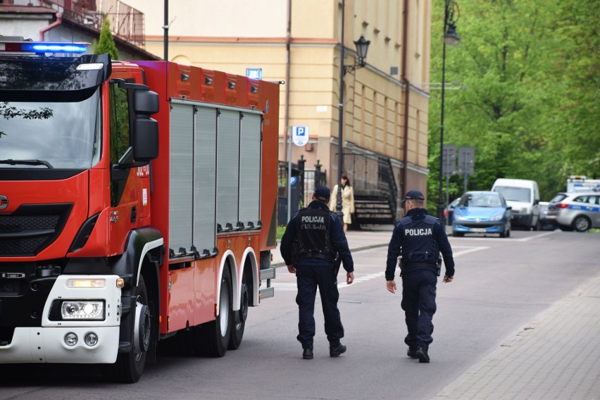 Cały personel PGE ewakuowano przed przybyciem strażaków.