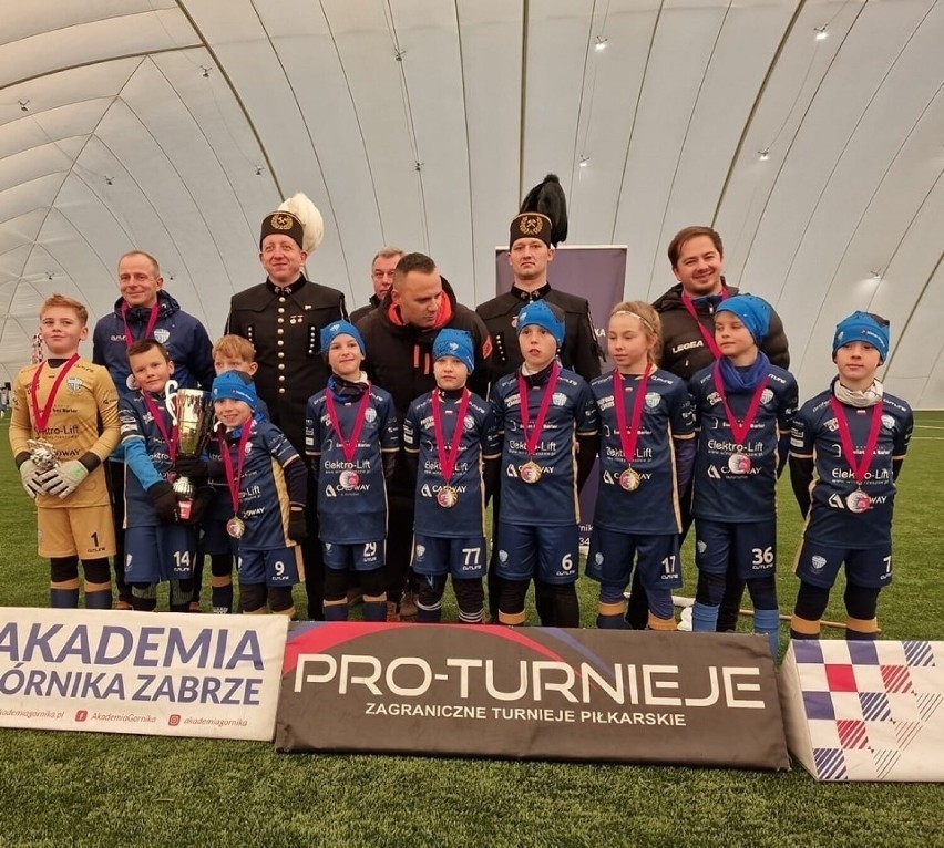 Beniaminek U-9 wygrał mocno obsadzony turniej Barbórka Cup...