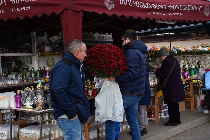 01.11.2019, czyli dzień Wszystkich Świętych tradycyjnie...