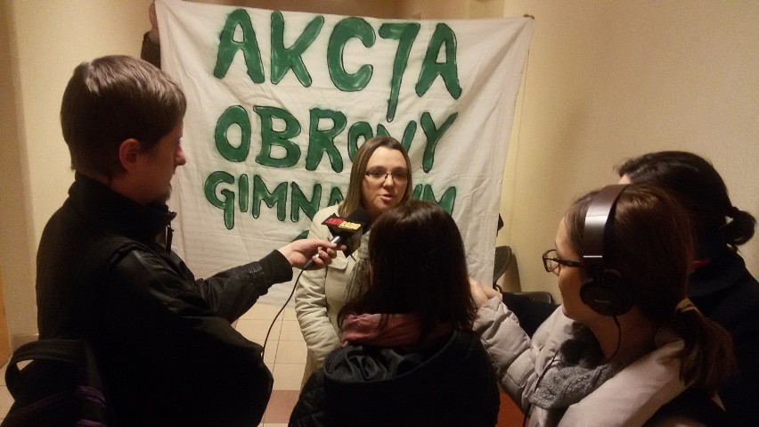 Gimnazjum 15 w Katowicach protest rodziców