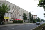 Budynek dawnego kina Lwów we Wrocławiu znów wystawiony na sprzedaż. Miał tam powstać klub fitness [ZDJĘCIA]
