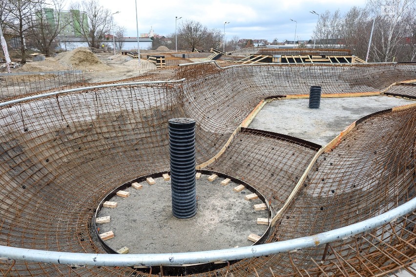 Skatepark powstaje na osiedlu Majowym na prawobrzeżu...