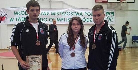 Od lewej Wiktor Szornak, Żaneta Chuchro i Bartosz Błażejczyk.