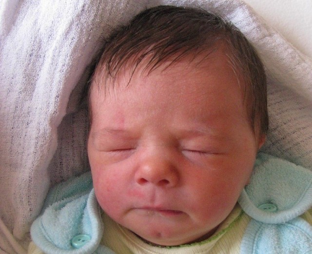 Lena urodziła się 20 czerwca, ważyła 3500 g i mierzyła 54 cm. To pierwsze dziecko Marty i Adama Jabłonowskich z Wyszkowa.