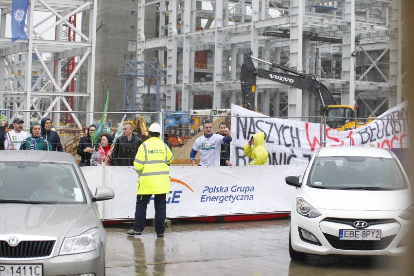 Większe Opole. Protestujący wdarli się na budowę elektrowni [ZDJĘCIA, WIDEO]