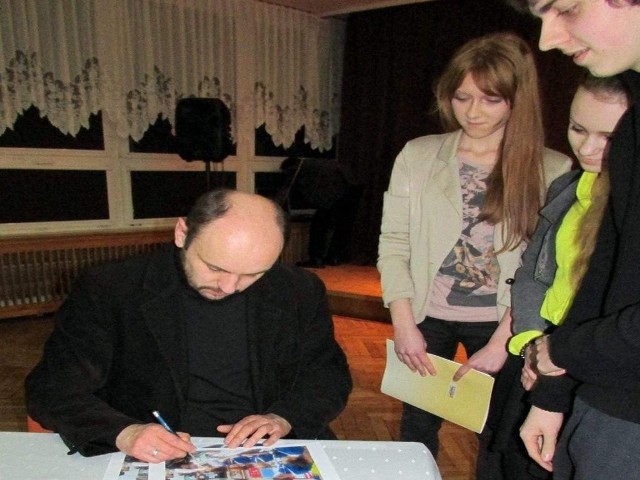 Adam Woronowicz chętnie rozdawał autografy.