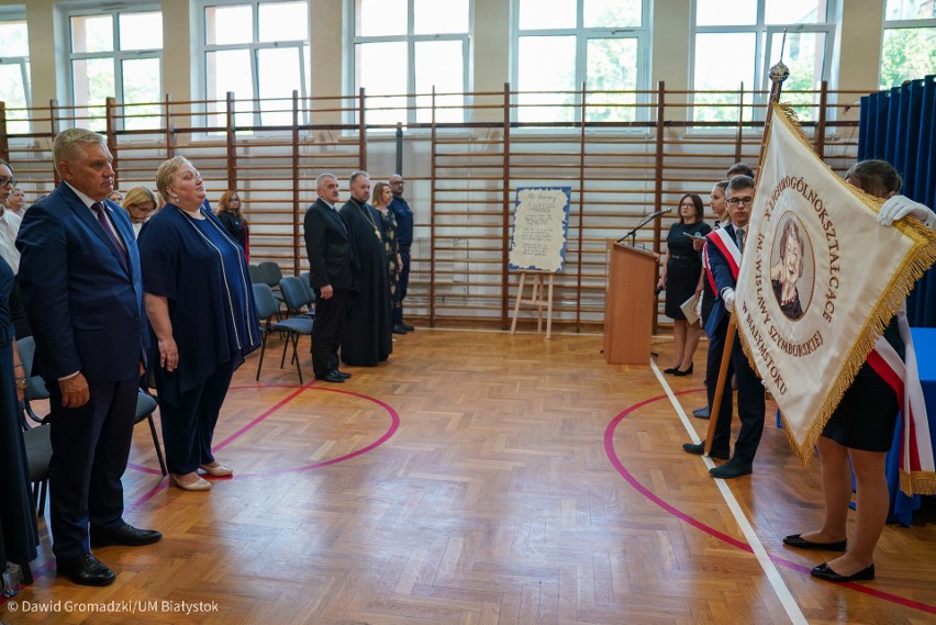 X Liceum Ogólnokształcące w Białymstoku otrzymało imię noblistki Wisławy Szymborskiej (zdjęcia) 