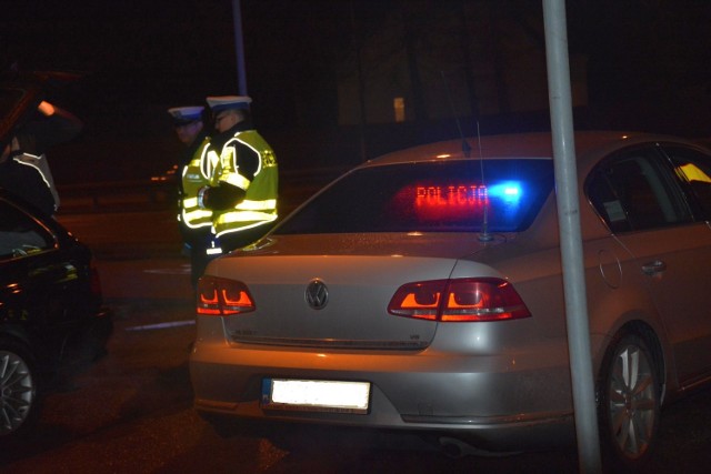 Policjanci z Suwałk przeprowadzili po raz kolejny na terenie miasta i powiatu działania „Bezpieczna ósemka”. Celem akcji było ograniczenie liczby wypadków na głównym ciągu komunikacyjnym. Posypały się mandaty.
