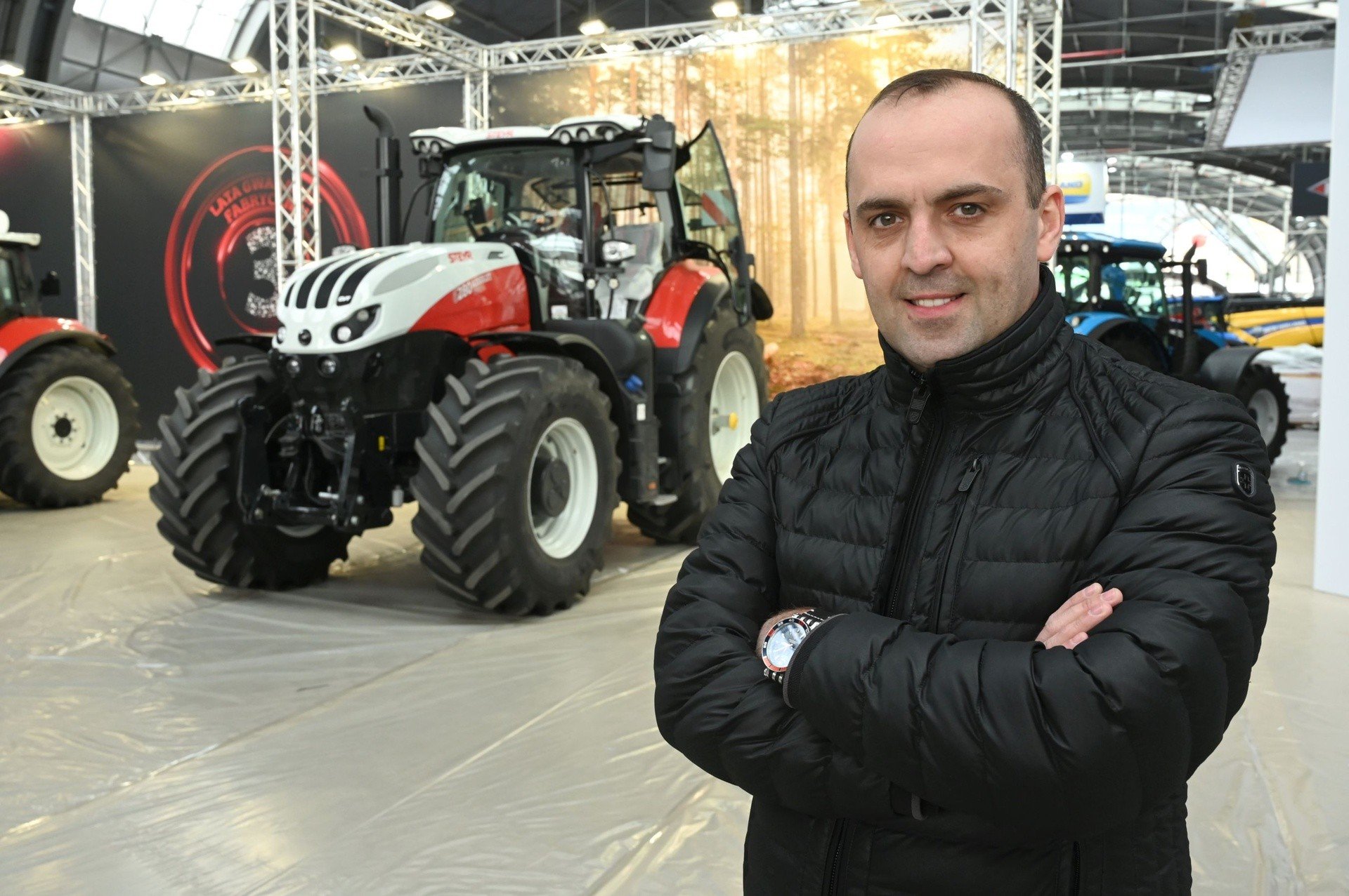 Agrotech 2023 în Targi Kielce în orice zi!  Sunt în curs pregătiri dificile pentru revigorarea tehnologiei agricole.  Vezi fotografii și video