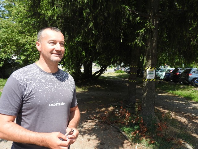 Rozumiem, że zieleń jest ważna, ale parkingów w mieście brakuje - komentuje Dariusz Filipiuk, którego spotkaliśmy przy ul. Bułgarskiej. 