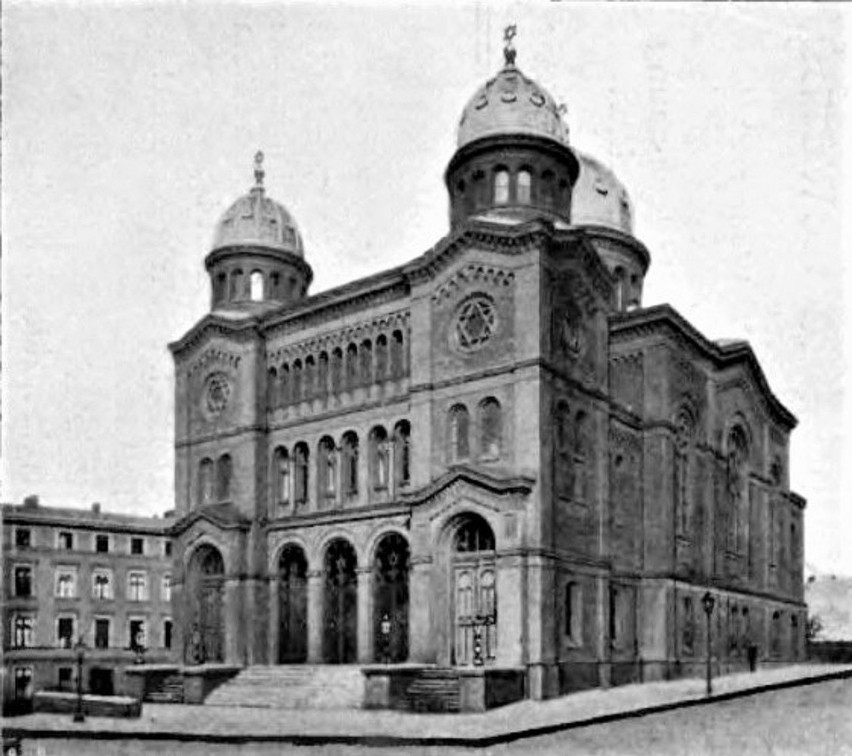 Bydgoska synagoga z 1884 roku, zbudowana na placu przy...