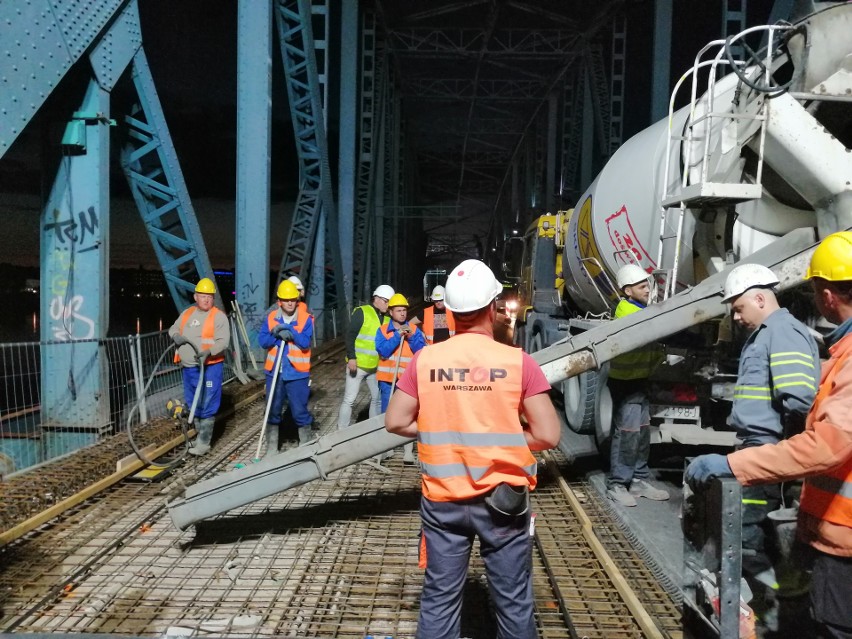 Kolejne nocne prace na moście drogowym w Toruniu zaplanowano...